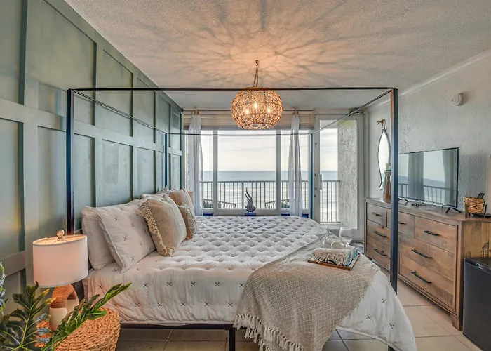 Top-Floor Beach Condo With 2 Oceanfront Balconies!